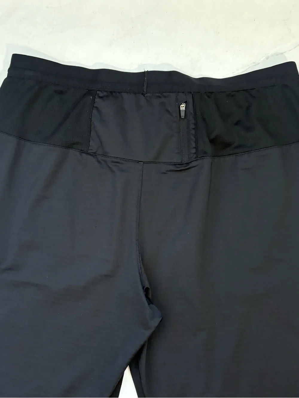 Nike Running Men’s Large Black Phenom Elite Knit Joggers Gym Active Outdoor